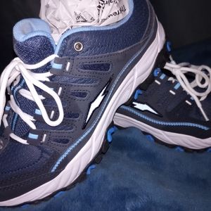 Running shoes